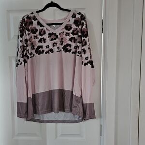3XL Leopard Print Colorblock V-Neck Top - Pink & Brown